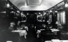 Interior de un coche restaurante (Fotógrafo Manuel Cuenca, 2ª mitad s. XX)