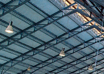 Nave central del edificio de viajeros