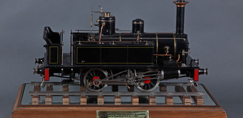 Modelo de locomotora de vapor tipo 020 de MZA