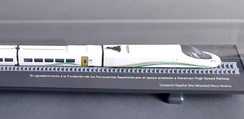 Modelo del tren de Alta Velocidad Talgo 350 SRO - La Meca-Medina