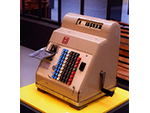 Máquina Hugin expendedora de billetes (Hugin Kassaregister AB, Suecia, ca. 1967-1999 - Pieza IG: 02668
