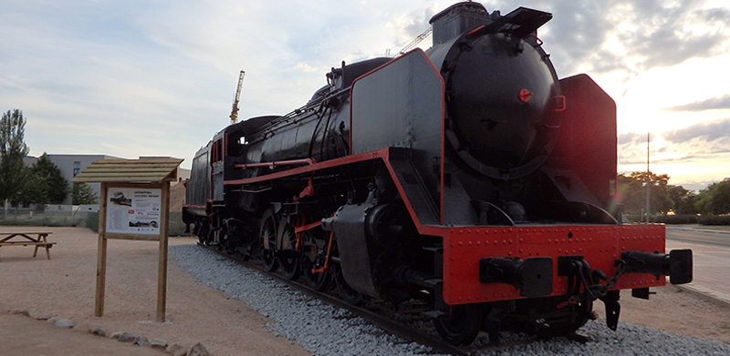 Locomotora de vapor 141F-2326