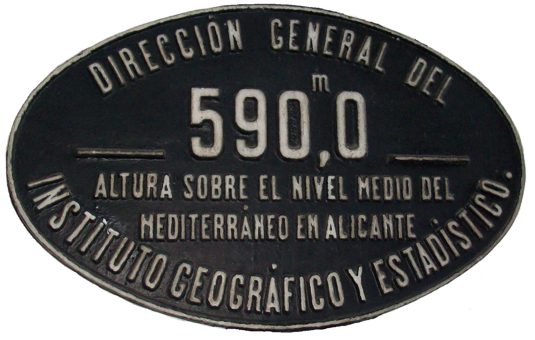 Placa de altitud de la estación de Madrid-Delicias