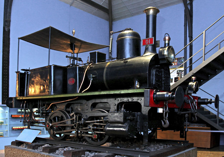 Locomotora de vapor 020-0201 Rodaje tipo Samson (Schneider & Cíe., Le Creusot, Francia, 1871)