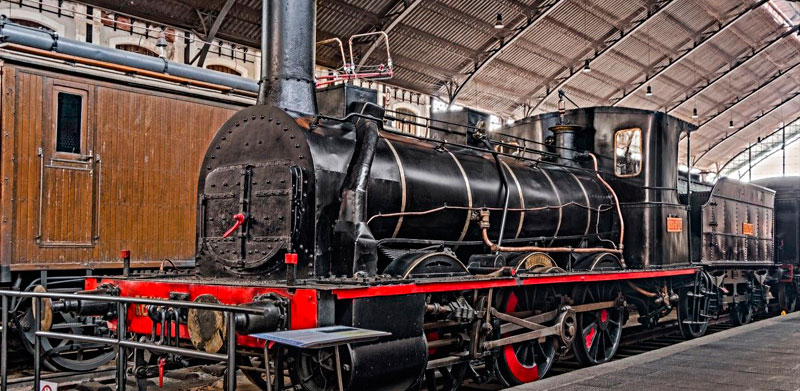 Locomotora de vapor 030-2107. Rodaje tipo mamouth, “El Alagón” (Société Autrichienne, Francia, 1861)