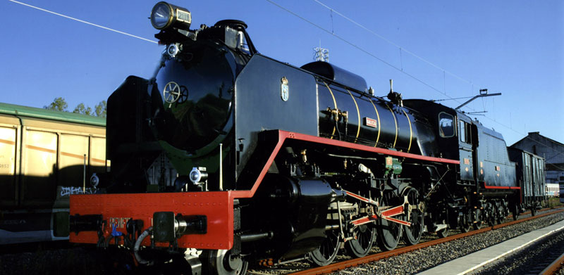 Locomotora de vapor 141F-2111 Locomotora de vapor 141F-2111