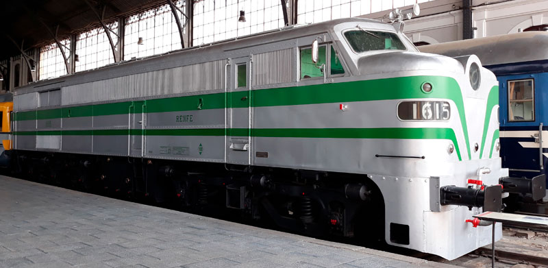 Nave Central - Locomotoras diésel Nave Central - Locomotoras diésel